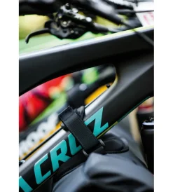 Protezione gatekeeper portabici per sponda posteriore pick-up  y8007410><noscript><img width=